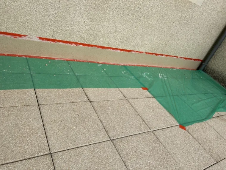 Création d’un sous bassement en enduit à Romans sur Isère 