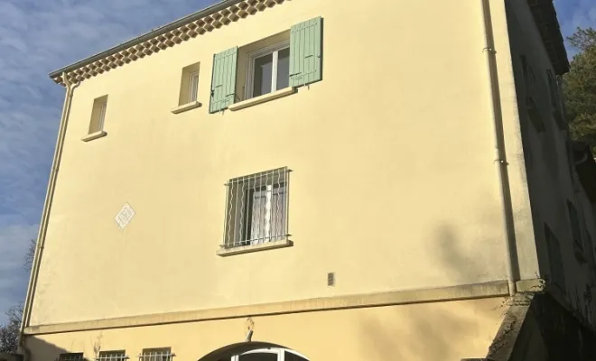 Peinture façade d’une maison à Montélimar 